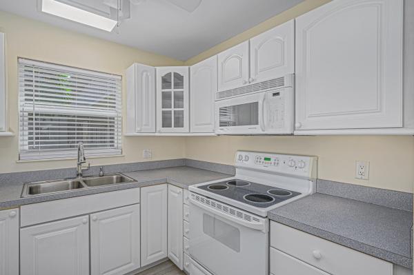 Vista St Lucie, 5 Lake Vista Trl #106, Port St. Lucie, Florida 34952, image 1