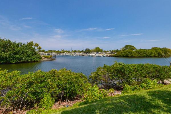 Regency Manor, 731 Hummingbird Way #1, North Palm Beach, Florida 33408, image 1