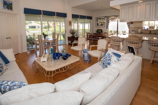 Oaks East, 627 Rosa Ct, Palm Beach Gardens, Florida 33410, image 1