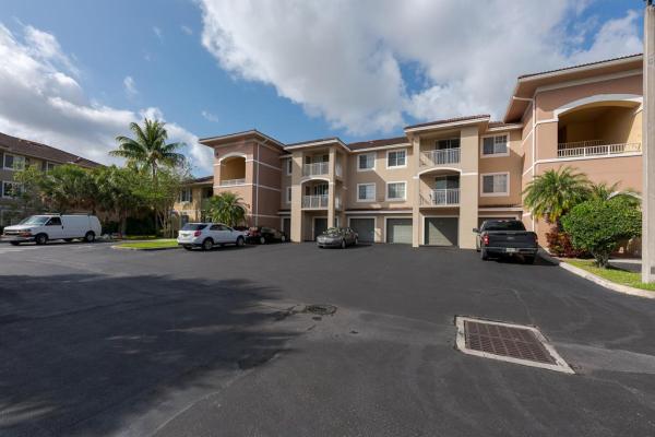 The Villas At Emerald Dunes, 6556 Emerald Dunes Dr #207, West Palm Beach, Florida 33411, image 1