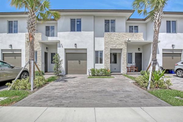 Greyson, 1520 Pioneer Way, Royal Palm Beach, Florida 33411, image 1