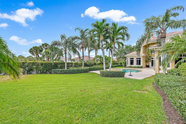 The Loxahatchee Club At Maplewood, 115 Echo Ln, Jupiter, Florida 33458, image 1