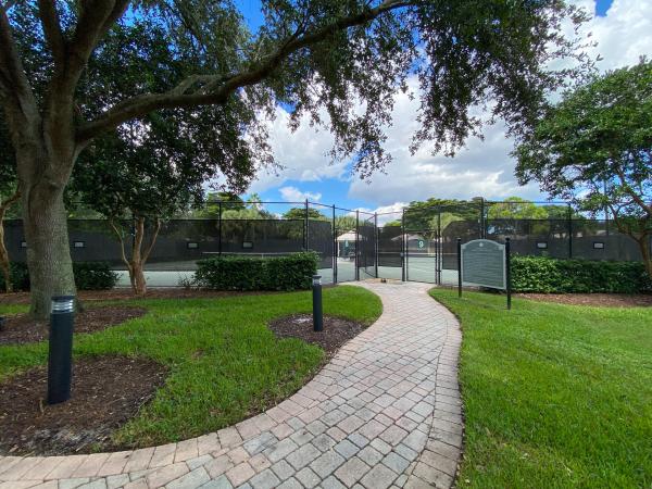 Valencia Isles, 7334 Kahana Dr, Boynton Beach, Florida 33437, image 2