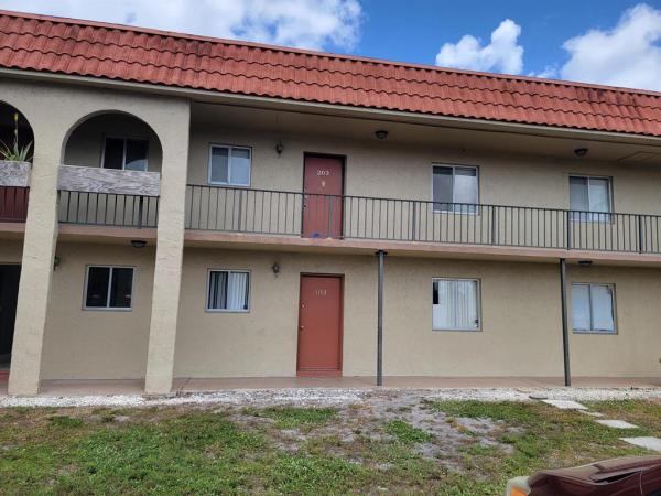 Forest Hill Gardens East, 6094 Forest Hill Blvd #103, West Palm Beach, Florida 33415, image 1