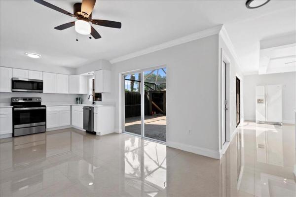 Foxwood Estates Of Lakeside Green, 4900 Alder Dr #A, West Palm Beach, Florida 33417, image 1