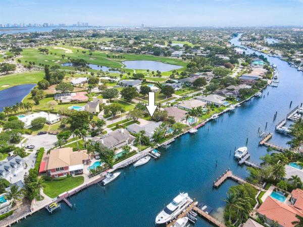 Golf Course, 1113 Country Club Dr, North Palm Beach, Florida 33408, image 1
