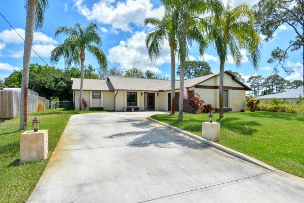 Riverview, 1941 SE Fairfield St, Port St. Lucie, Florida 34984, image 2