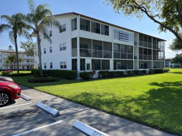Fanshaw At Century Village, 252 Fanshaw F, Boca Raton, Florida 33434, image 1