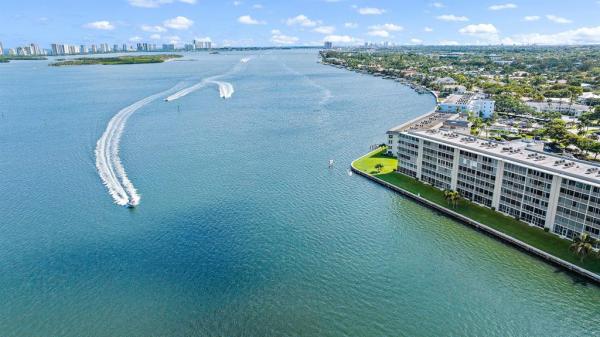 Lands End, 44 Yacht Club Dr #111, North Palm Beach, Florida 33408, image 1