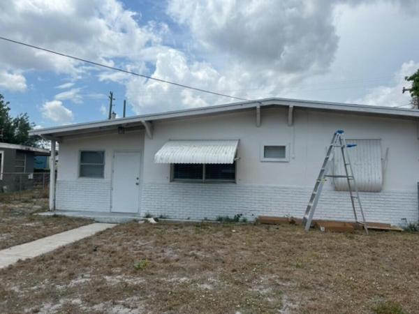 Indian Hills Estates, 2017 S 3rd St, Fort Pierce, Florida 34950, image 1