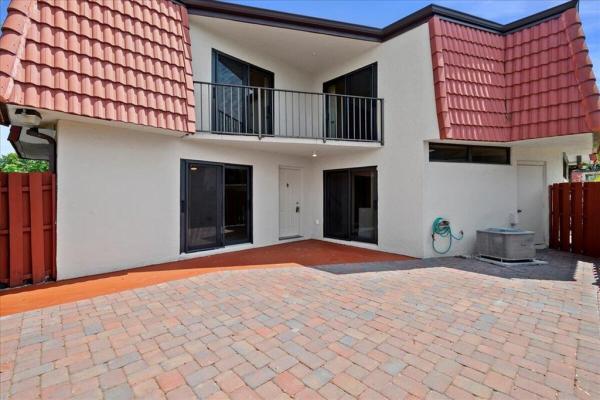 Somerset, 3732 Victoria Dr, West Palm Beach, Florida 33406, image 1