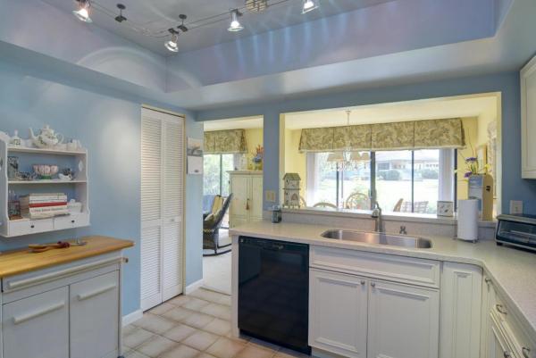 Lakeshore Village Of Meadowood, 3450 Twin Lakes Ter #104, Fort Pierce, Florida 34951, image 1