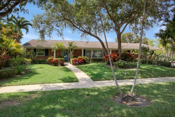 Country Club, 512 Privateer Rd, North Palm Beach, Florida 33408, image 1