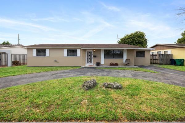 Coral Gardens, 2710 SW 96th Ave, Westchester, Florida 33165, image 1