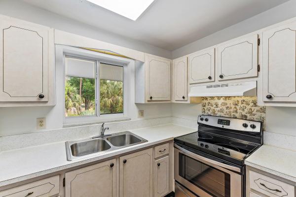 Tequesta Garden, 1 Garden St #207L, Tequesta, Florida 33469, image 1