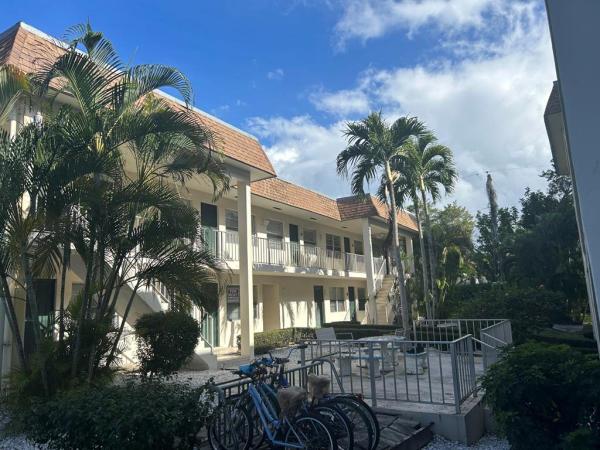 Boca Hills, 340 NW 19th St #2040, Boca Raton, Florida 33432, image 1