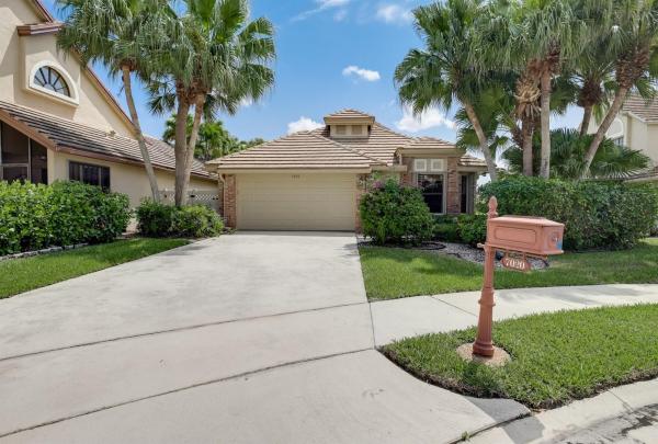 Cambridge At Aberdeen, 7020 Bitterbush Pl, Boynton Beach, Florida 33472, image 1