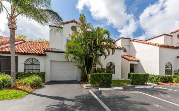 Wellington Place, 13549 Fountain View Blvd, Wellington, Florida 33414, image 1