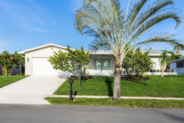 Lake Osborne Manor, 1410 Hillcrest Dr, Lake Worth Beach, Florida 33461, image 1