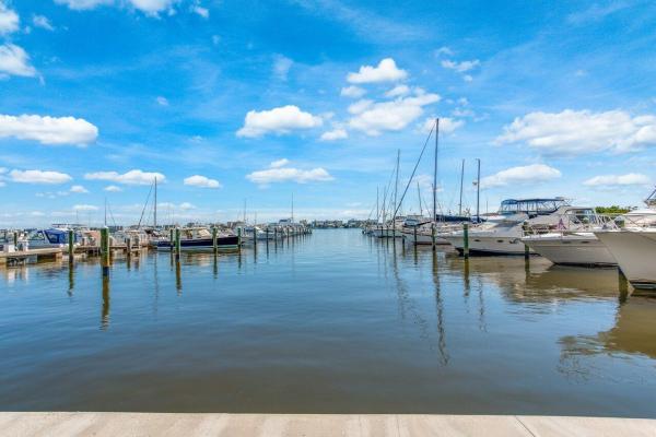 The Moorings At Lantana, 804 E Windward Way #105, Lantana, Florida 33462, image 2