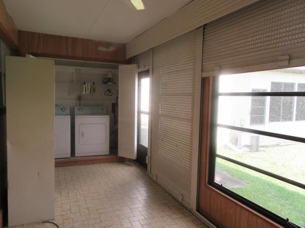 Golden Lakes Village, 102 Judy Ln #102, West Palm Beach, Florida 33411, image 2
