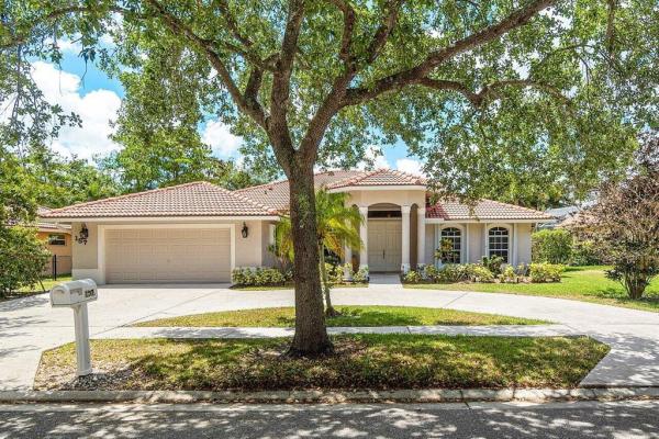 The Estates Of Royal Palm Beach, 157 Kapok Cres, Royal Palm Beach, Florida 33411, image 1