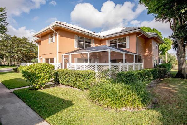 Stamford At The Villages Of Palm Beach Lakes, 1802 Middleton Way #1802, West Palm Beach, Florida 33409, image 1