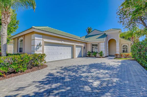 The Greens At Ironhorse, 8167 Cypress Point Rd, West Palm Beach, Florida 33412, image 1
