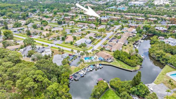 Sims Creek Of Jupiter, 110 N Delaware Blvd #12b, Jupiter, Florida 33458, image 1