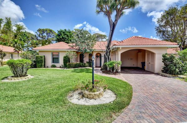 Delray Dunes Fairway Villas, 4 Fairway Dr, Boynton Beach, Florida 33436, image 1