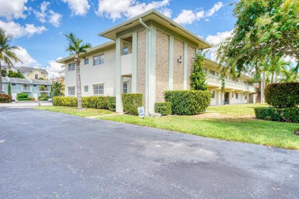 Ashley Arms, 2110 NE 42nd St #11b, Lighthouse Point, Florida 33064, image 1