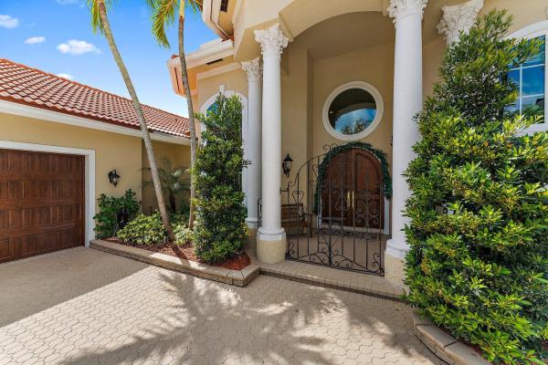 5610 Tamberlane Cir, Palm Beach Gardens, Florida 33418, image 2