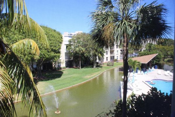 Waterway Club, 300 Waterway Dr #308, Lantana, Florida 33462, image 1