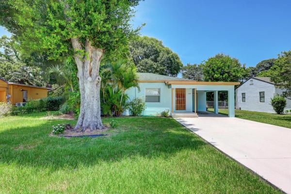 Pinewood, 1103 Beach Ct, Fort Pierce, Florida 34950, image 1