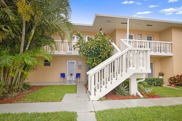 Village Royale, 2111 NE 1st Ct #103, Boynton Beach, Florida 33435, image 1