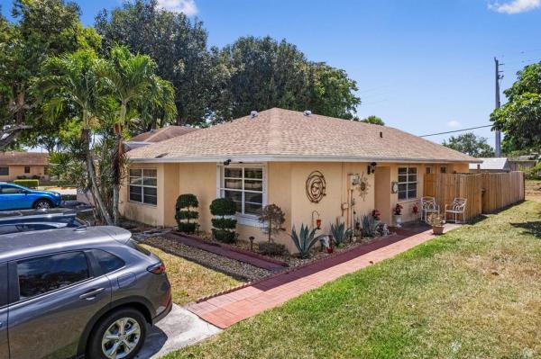 Garden Hills, 5402 Bonky Ct #102b, West Palm Beach, Florida 33415, image 1