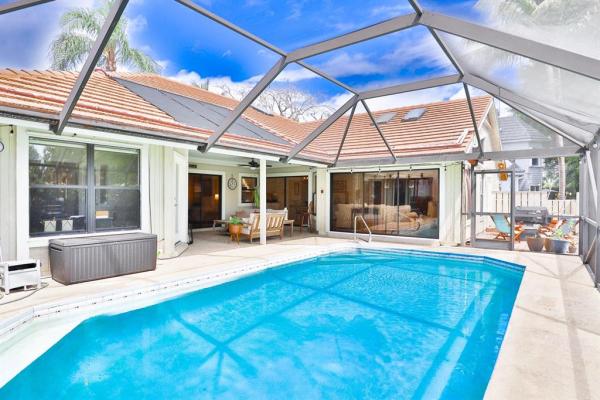 Shady Lakes, 5008 Whispering, Palm Beach Gardens, Florida 33418, image 1