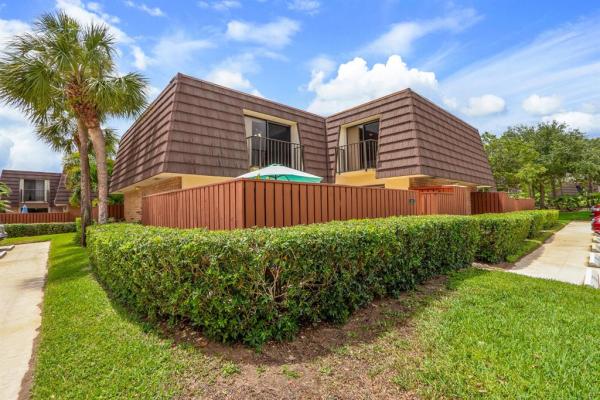 The Lakes At The Bluffs, 1822 18th Ct, Jupiter, Florida 33477, image 1