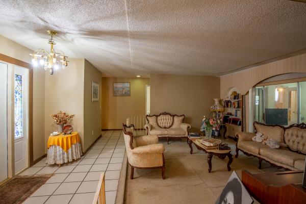Palm Beach Lakes South, 218 S Sequoia Dr, West Palm Beach, Florida 33409, image 2