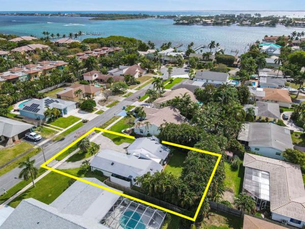 Yachtmans Cove, 630 NE 15th Pl, Boynton Beach, Florida 33435, image 1