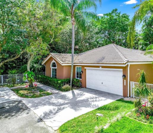 Cypress Landing At Palm-Aire, 1429 Banyan Cir, Pompano Beach, Florida 33069, image 1