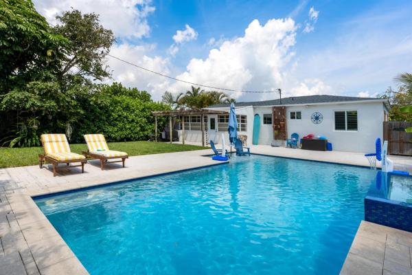 Homewood, 366 Maddock St, West Palm Beach, Florida 33405, image 1