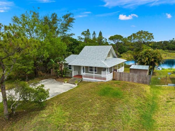 Regina Palms, 348 Palms Ave, Fort Pierce, Florida 34982, image 1