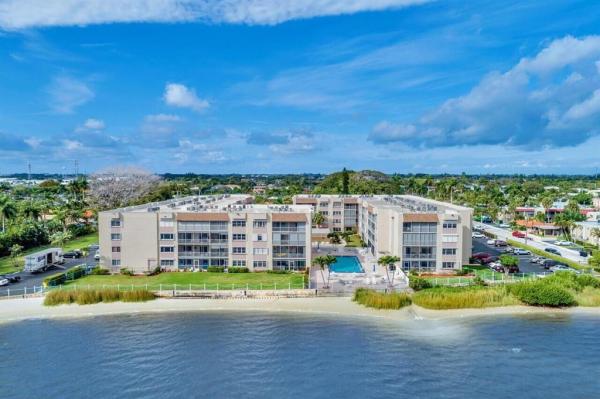 Palm Lake, 1516 S. Lakeside Dr #107, Lake Worth Beach, Florida 33460, image 1