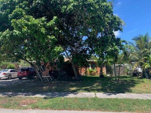 Lake Park Manor, 2643 Lorraine Ct, North Palm Beach, Florida 33403, image 1