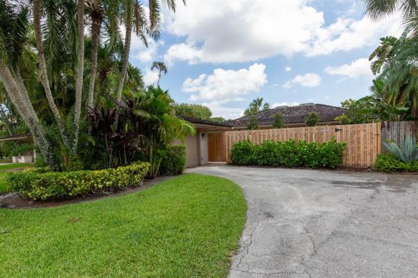 Golf & Tennis Village, 11683 Wimbledon Cir, Wellington, Florida 33414, image 1