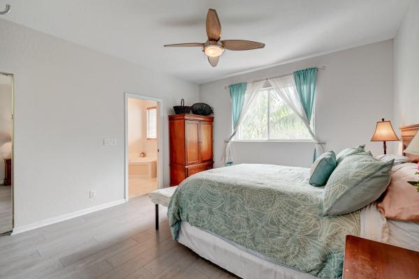 Parkside Square, 2878 S Oasis Dr, Boynton Beach, Florida 33426, image 1