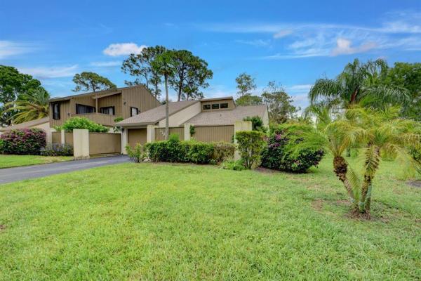 Hidden Pines Of Wellington, 310 Wood Dale Dr, Wellington, Florida 33414, image 1
