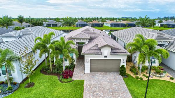 Valencia Sound, 9524 Portugese Pine Grv, Boynton Beach, Florida 33473, image 2