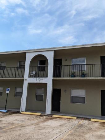 Winchester Club, 1702 S Dixie Hwy #15, Lake Worth Beach, Florida 33460, image 1